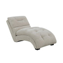 Dominick Chaise in Amigo