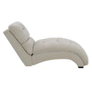 Dominick Chaise in Amigo