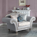 Chair w/3 Pillows