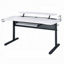 Vildre Gaming Desk With USB - Michael's Discount Furniture