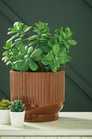 Avalyah Vase - Michael's Discount Furniture