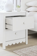 Hallityn Nightstand - Michael's Discount Furniture
