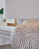 Vien Table Lamp - Michael's Discount Furniture