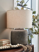 Zandophen Table Lamp - Michael's Discount Furniture