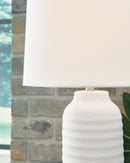 Vauville Table Lamp (Set of 2) - Michael's Discount Furniture