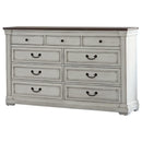 G223353 Dresser
