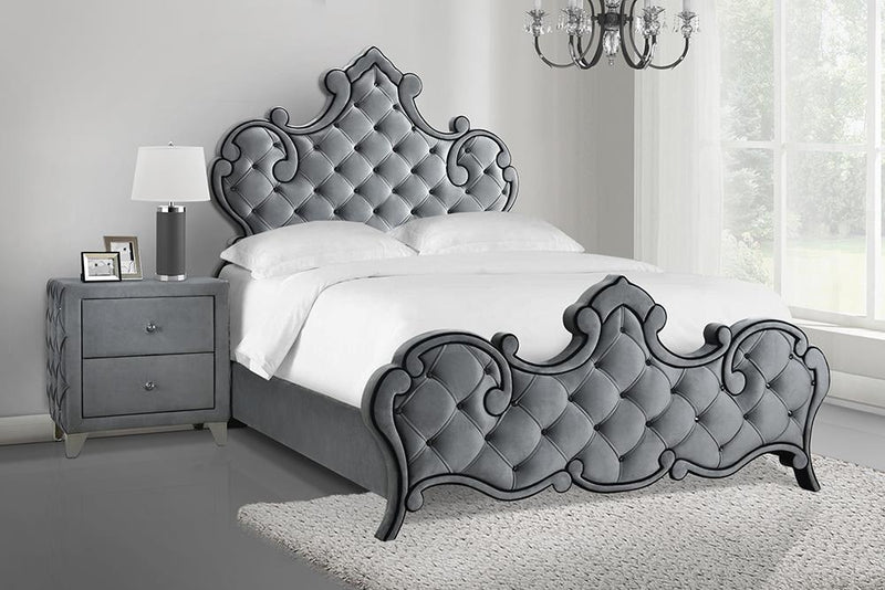 G302351 E King Bed