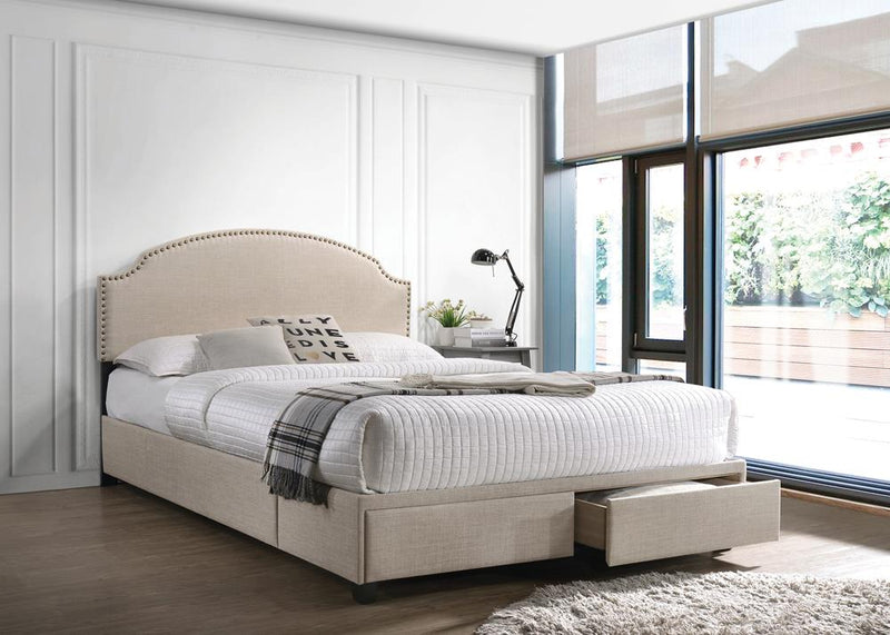 G305896 E King Storage Bed