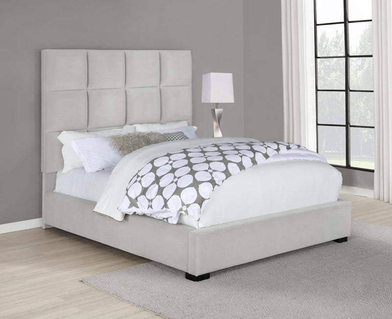 G315850 E King Bed