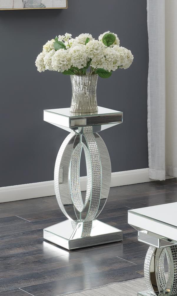 G722517 Contemporary Silver Mirrored Side Table