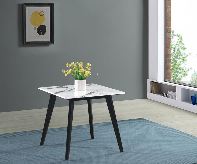 G723578 End Table