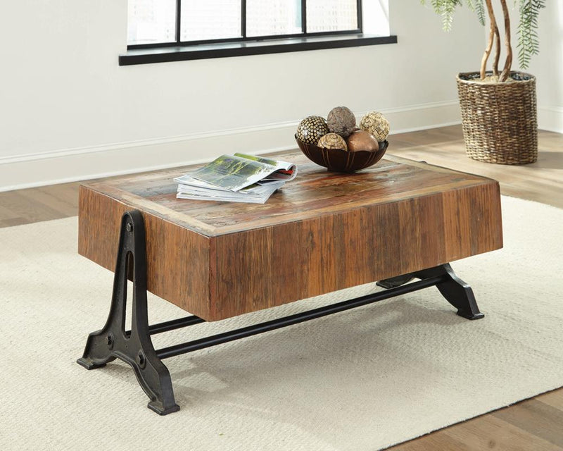 G753408 Coffee Table