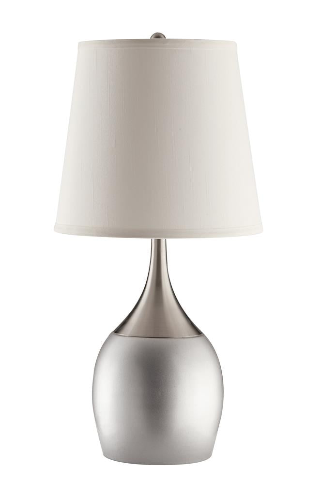G901471 Casual Silver and Chrome Accent Lamp