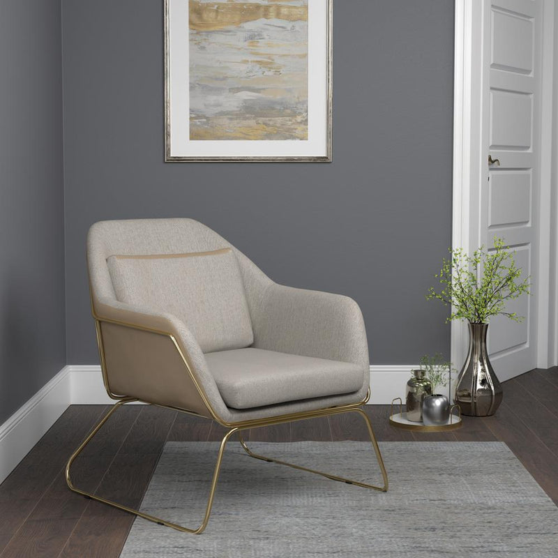 G903981 Accent Chair