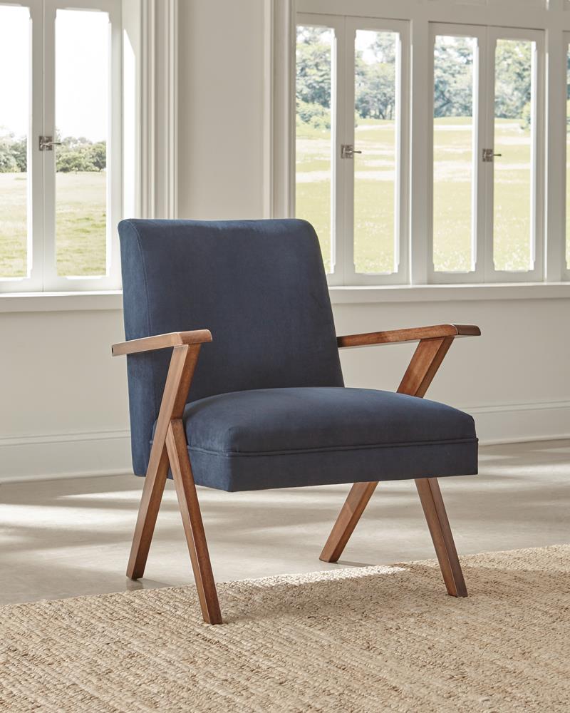 G905415 Accent Chair