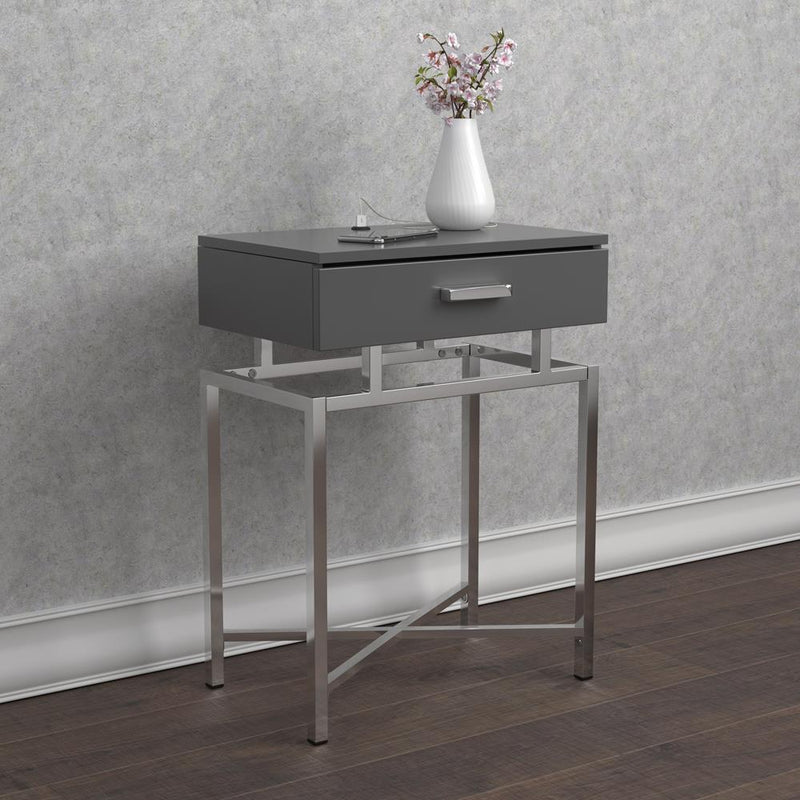 G930247 Accent Table