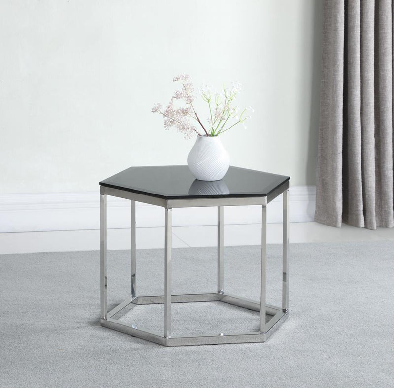 G934148 Accent Table