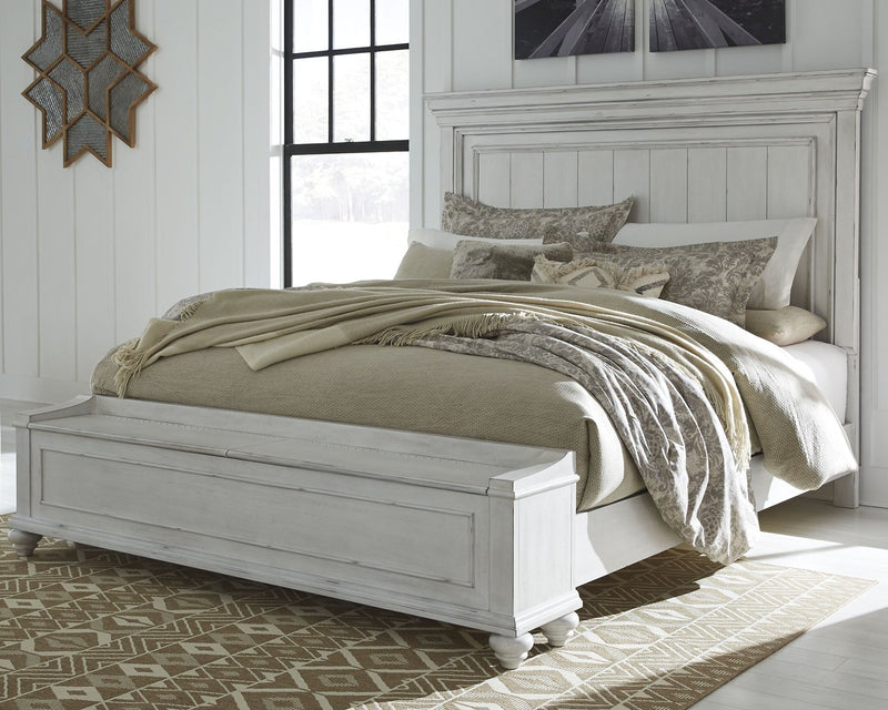 Kanwyn King Panel Bed with Storage Bench image