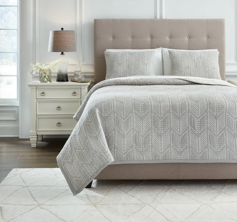 Jaxine King Coverlet Set