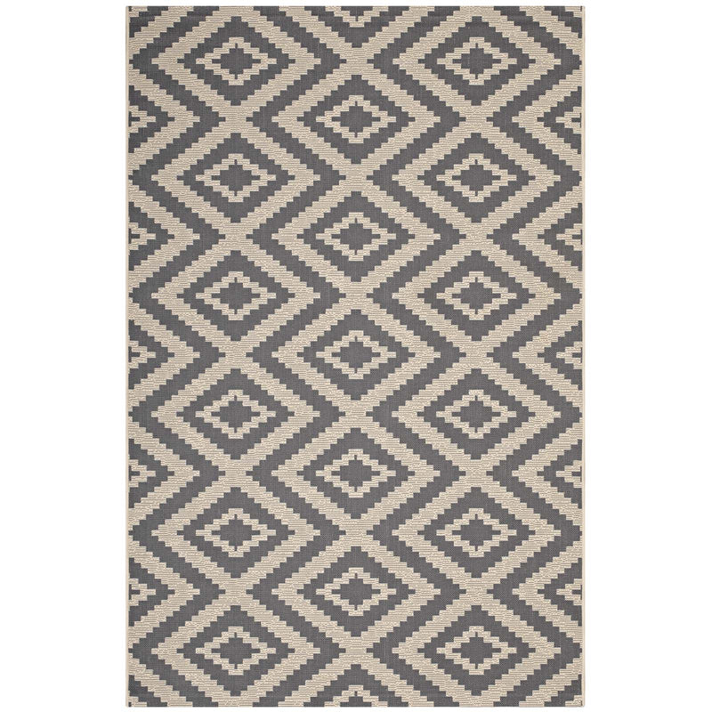 Jagged Geometric Diamond Trellis 8x10 Indoor and Outdoor Area Rug