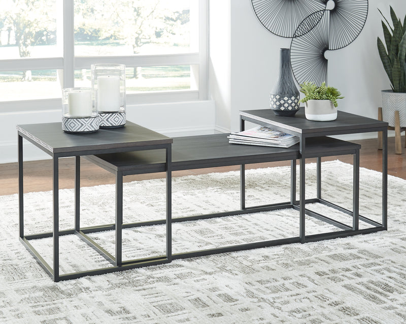 Yarlow Table (Set of 3)
